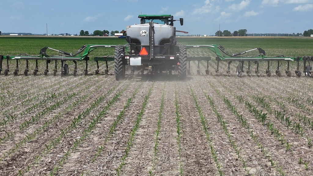 Pp3lf.00 10 12 28.Still004